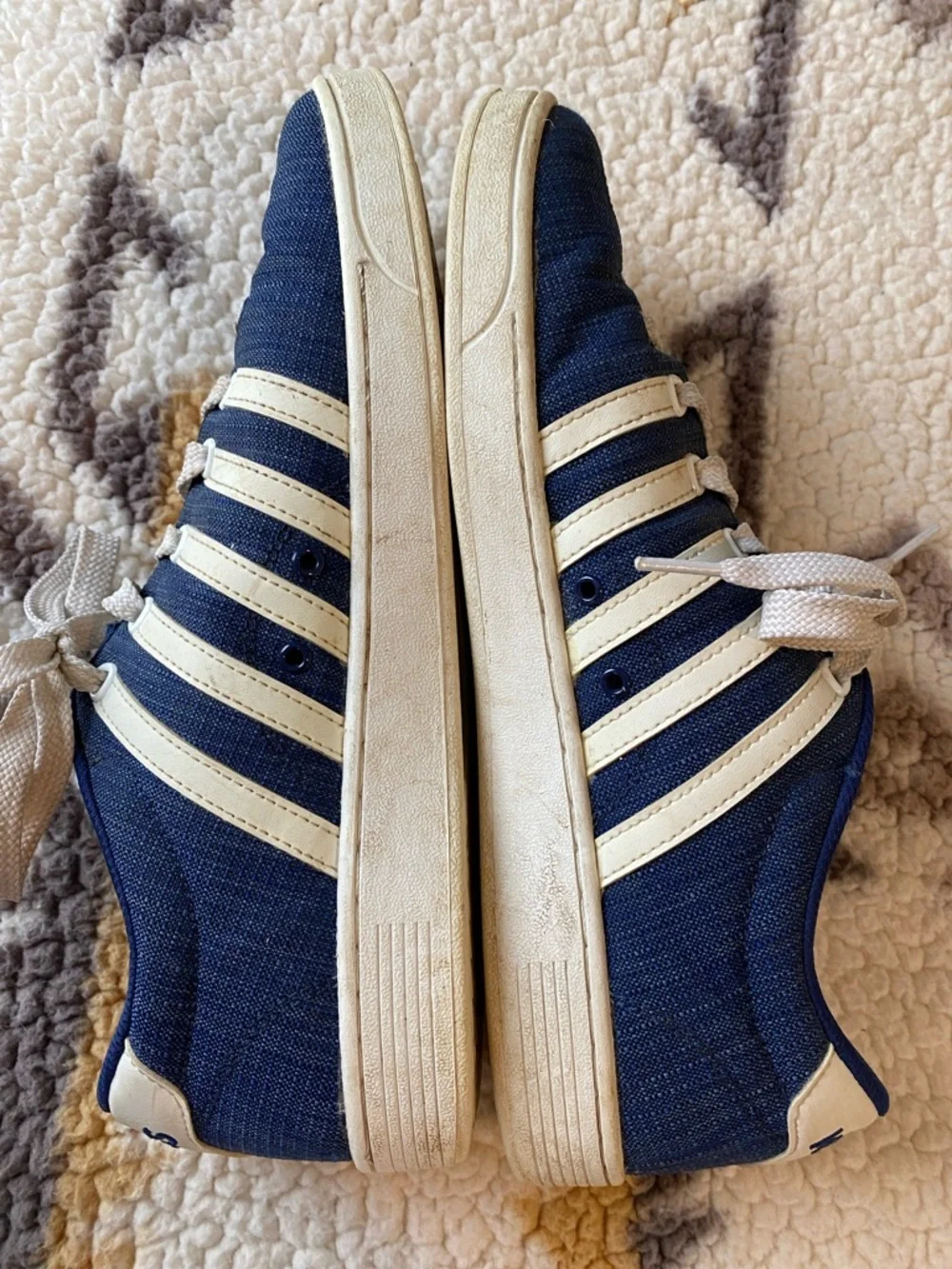 Men's K Swiss Navy and White sneakers - Picture 6 of 6